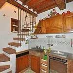 منزل ريفي Casa Margherita 2 By Posarellivillas