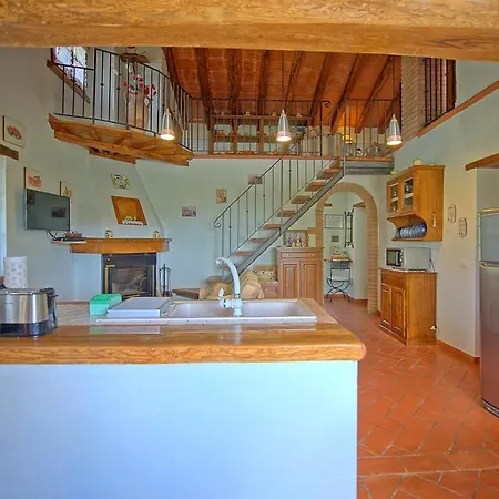 Casa Margherita 2 By Posarellivillas منزل ريفي