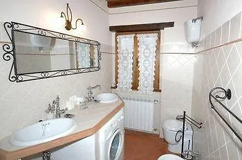 Country house Casa Margherita 2 By Posarellivillas Piegaio